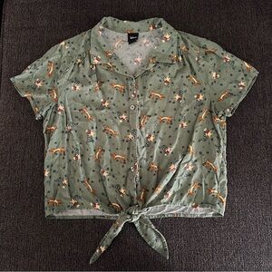 BOXLUNCH EXCLUSIVE Disney Winnie the Pooh & Tigger Women's Tie-Front Woven Top